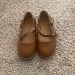 New Old Navy Brown Mary Jane Shoes - No tags